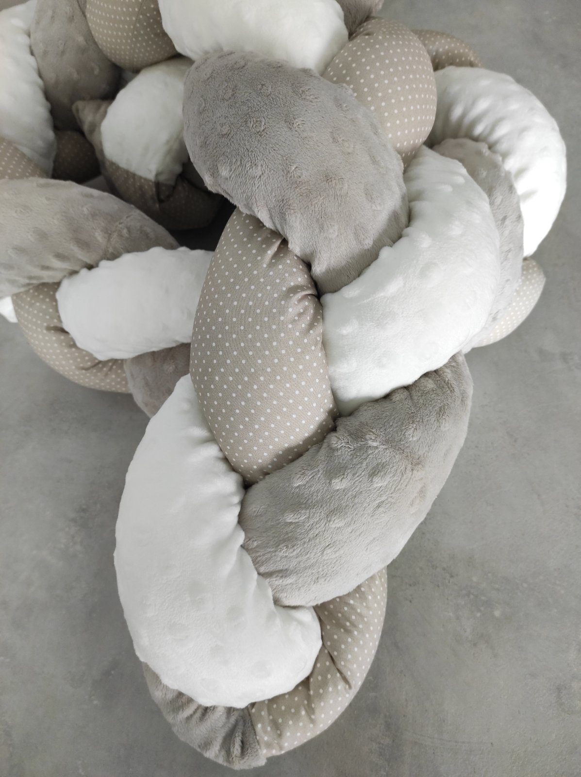 beige-poua-premium.jpg Premium - Beige Poua - Image 1