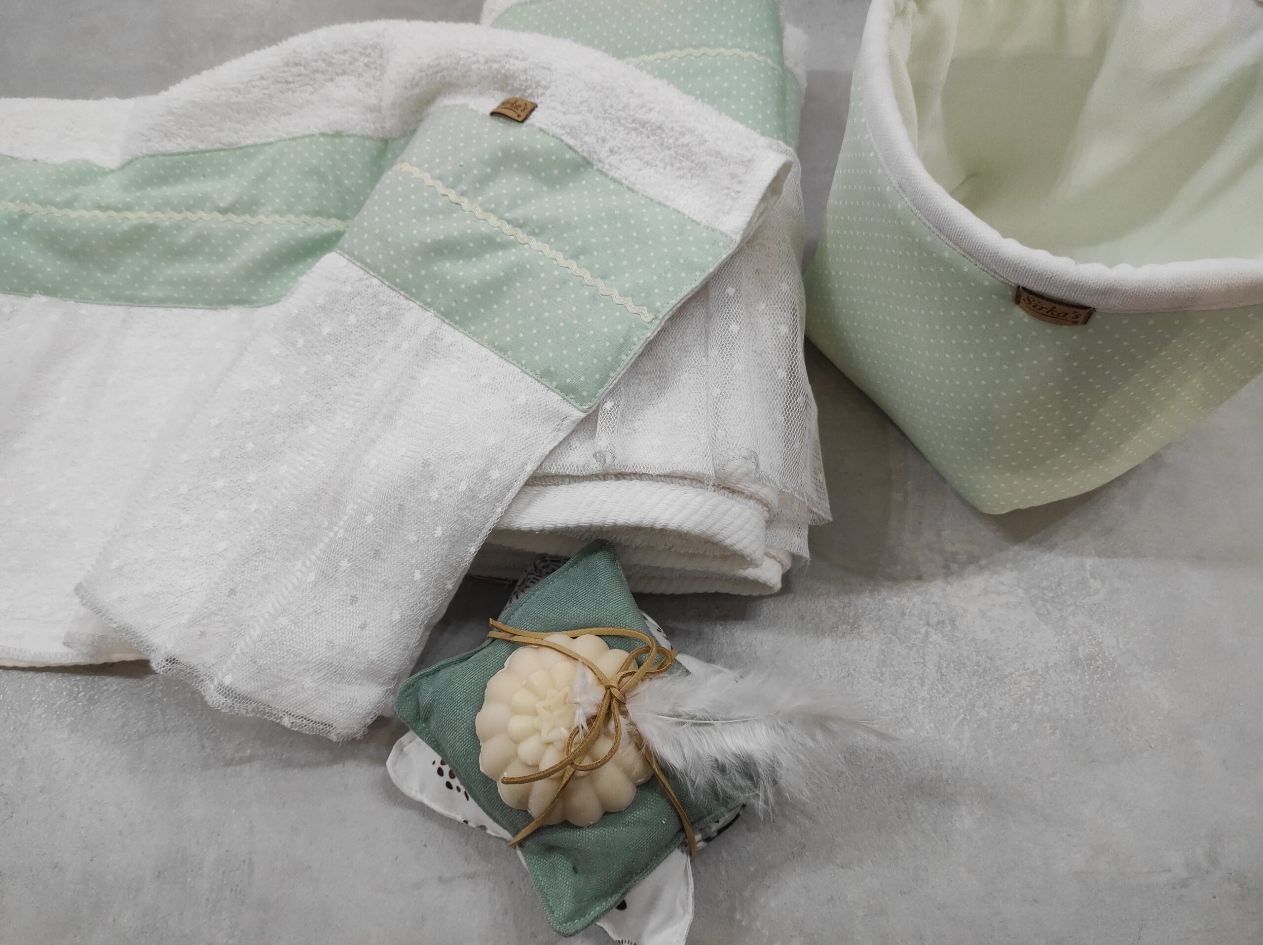 classic-line-mint-poua-scaled-1.jpg Classic Line Poua Mint - Image 1