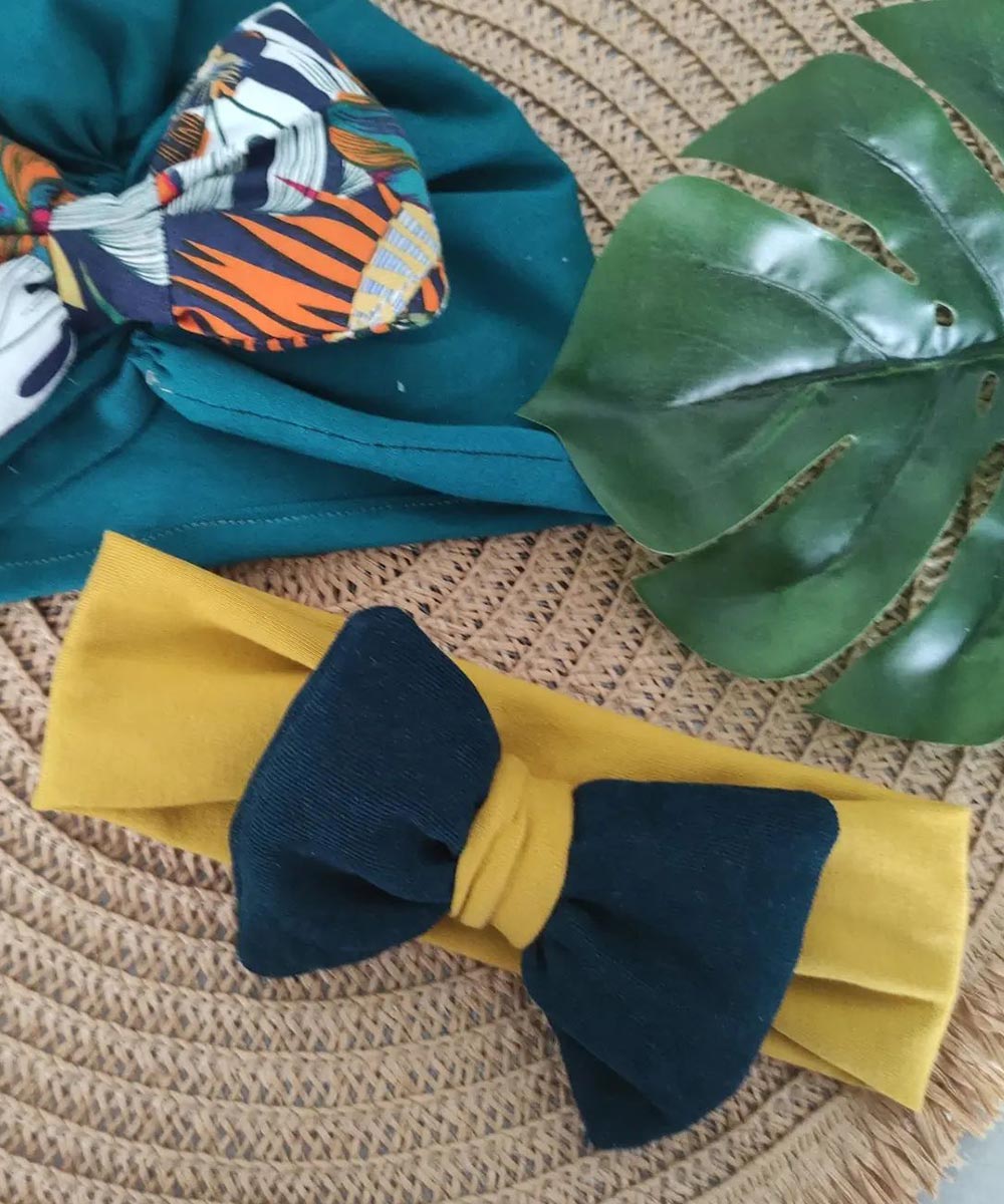 kordela-mallion-mustard-blue.jpg Mustard - Σμαραγδί - Image 1