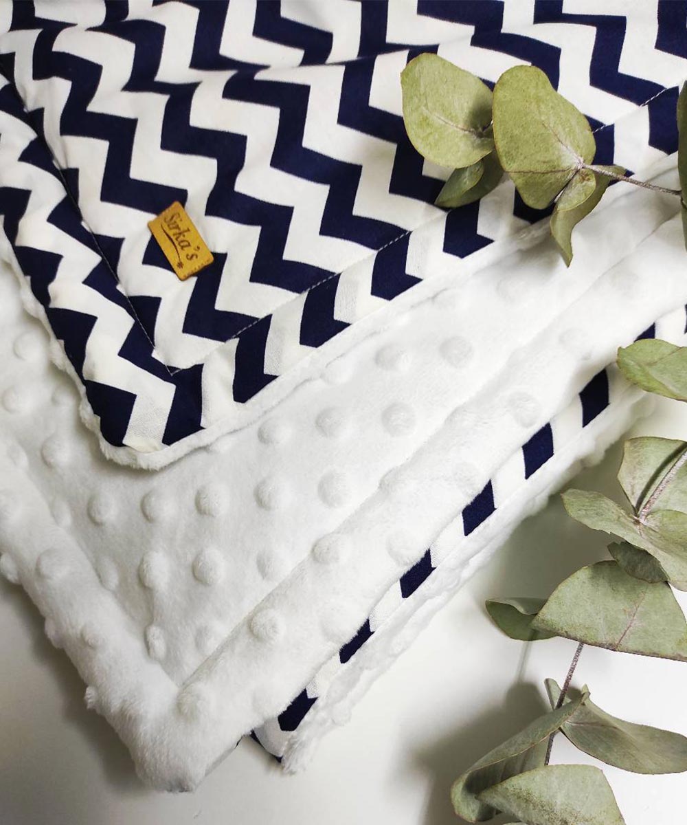 kouverta-minky-chevron-navy.jpg Blue Chevron - Image 1