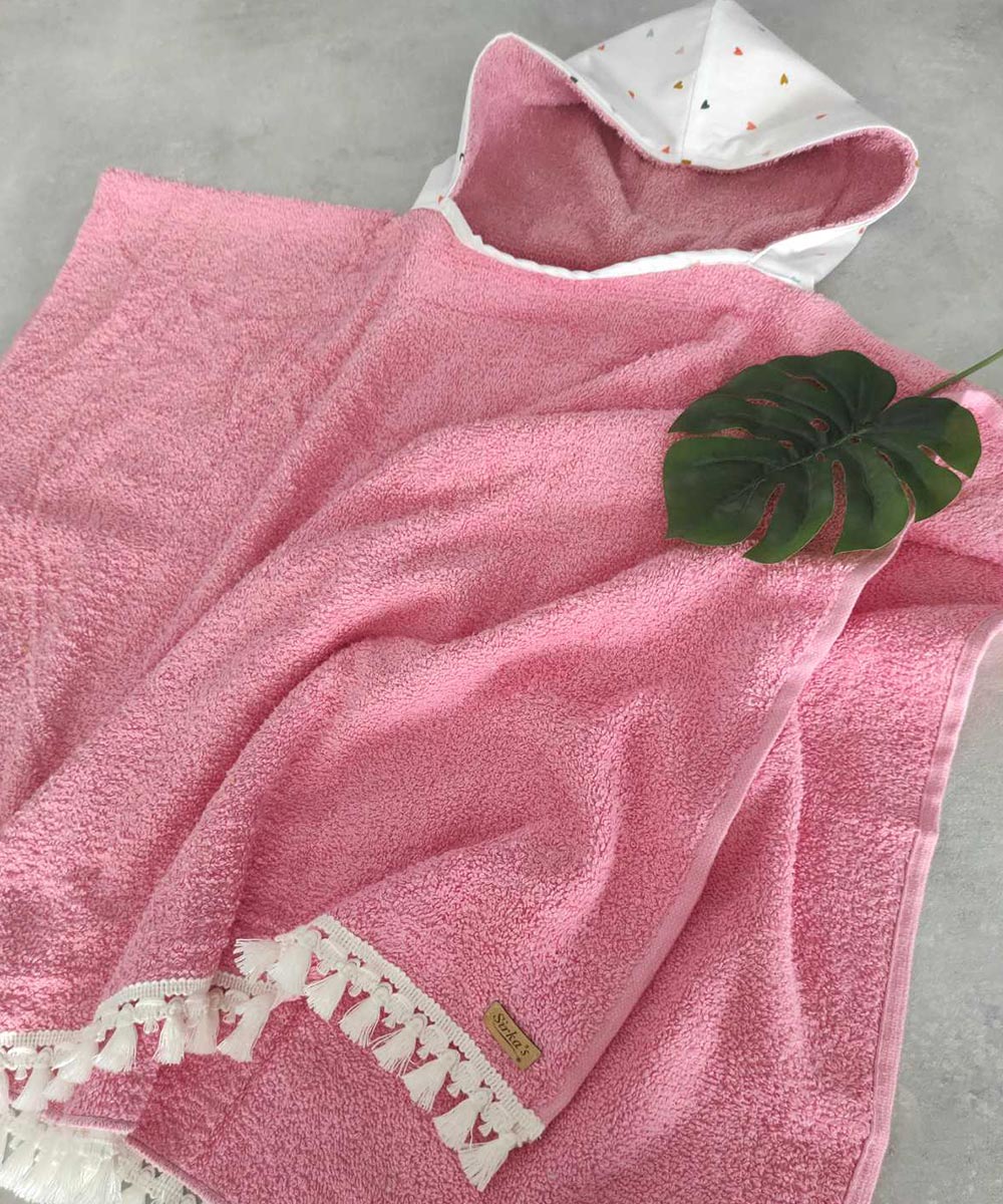poncho-little-valentine.jpg Little Valentine - Image 1